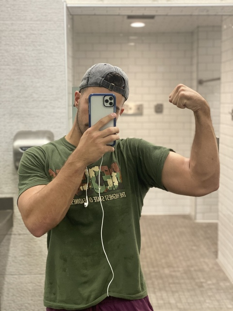 Download kingstepbro OnlyFans videos and photos free 

 picture 2