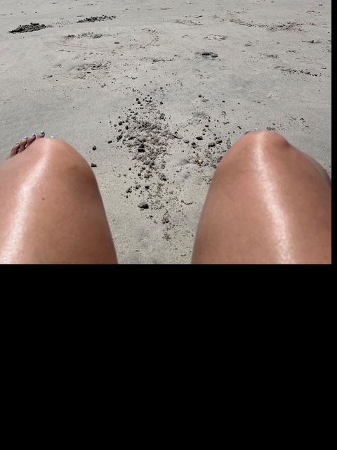 View kinkycouple0406 OnlyFans content for free 

 picture 2