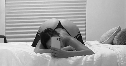 Download kinkykellly OnlyFans content free 

 picture 2