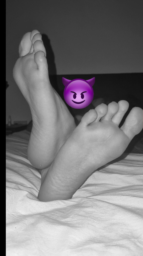 @kinkylad17 leaks Onlyfans gallery for free 

 picture 2