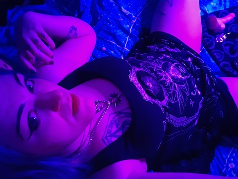 View Kira Knight Mandalorian Woman (kirajusha1313) OnlyFans 188 Photos and 7 Videos leaks 

 picture 2