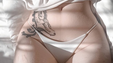 kiraviolence OnlyFans Leaks 

 picture 2