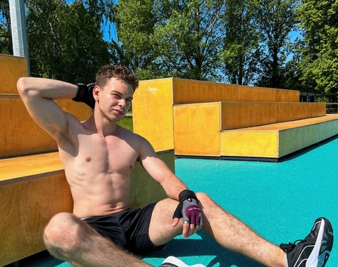 kirichilifree OnlyFans Leaked 

 picture 2
