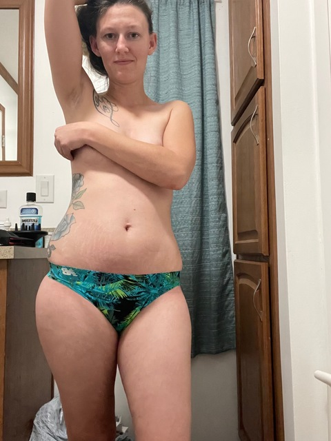 Onlyfans free kit_kat010free 

 picture 2