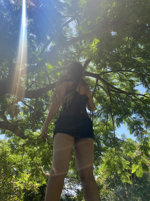 kizzle-lee OnlyFans Leaks (254 Photos and 47 Videos) 

 picture 2