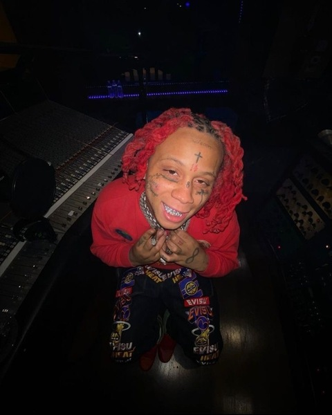 kkelc OnlyFans Leak 

 picture 2