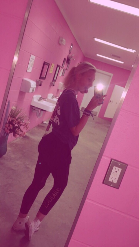 kkrazykira leaked gallery photo 2
