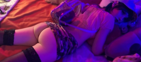 View knemo.moon OnlyFans content for free 

 picture 2