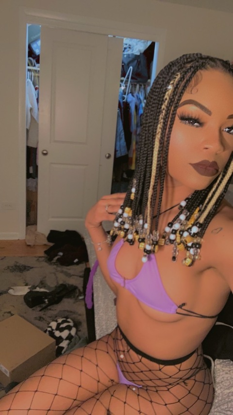 kobellaxoxo (Ko Bella) OnlyFans Leaked Videos and Pictures 

 picture 2