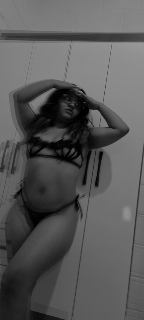 korellana (Katherinne) OnlyFans Leaked Pictures & Videos 

 picture 2
