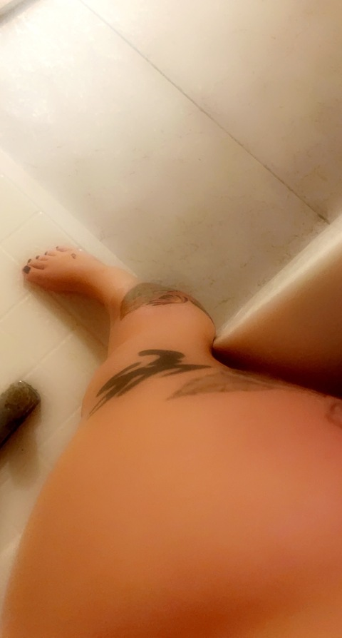 View kors211 (Nikki Sixx 💋) OnlyFans 14 Photos and 3 Videos leaks 

 picture 2