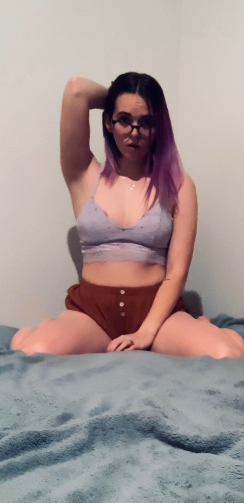 View Krissybear977 (krissybear977) OnlyFans 73 Photos and 6 Videos leaks 

 picture 2