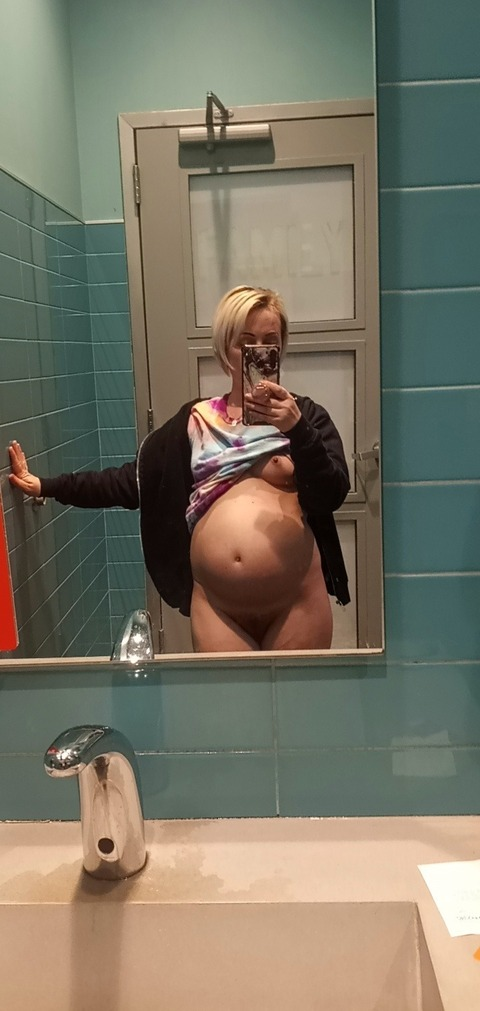 View Kristy Kreme 🍩🍔🍕🍦 (kristy_kreme_89) OnlyFans 509 Photos and 147 Videos leaked 

 picture 2