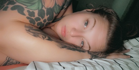 @krosea1 leaked Onlyfans gallery for free 

 picture 2