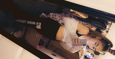 @kryptokryssy leak Onlyfans videos free 

 picture 2