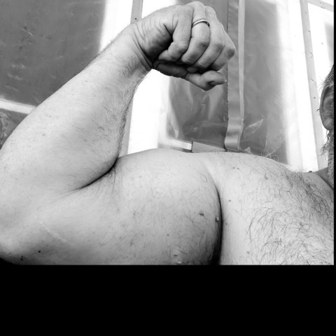 View kummingupshort OnlyFans content for free 

 picture 2