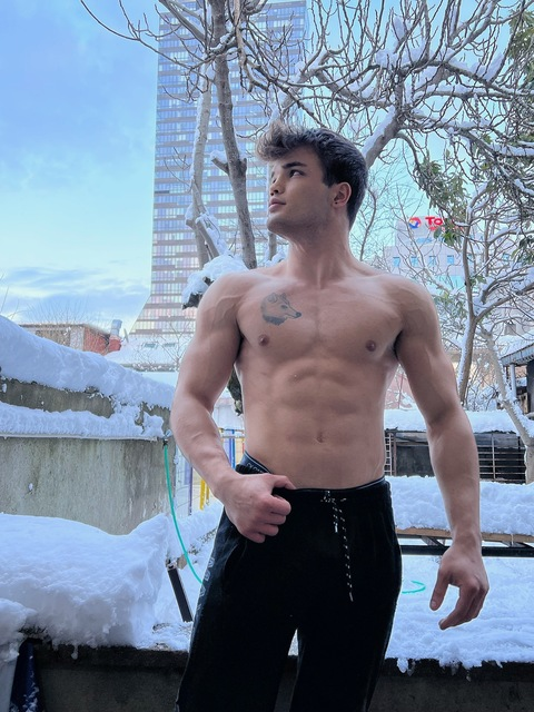 Onlyfans free kurtadamfree 

 picture 2