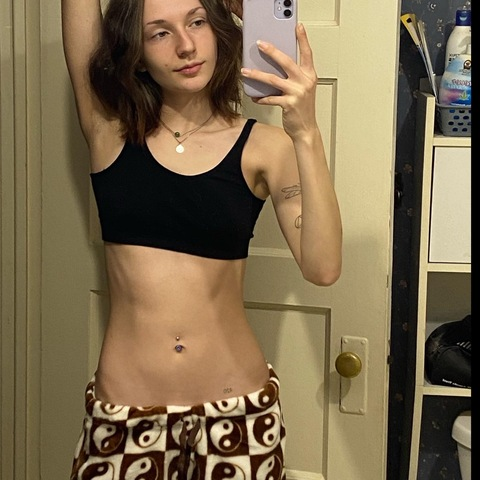 View kylee (kyleeed) OnlyFans 4 Photos and 0 Videos leaked 

 picture 2