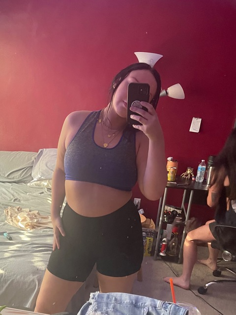 View kyliebbby00100 (ky bby) OnlyFans 40 Photos and 9 Videos gallery 

 picture 2