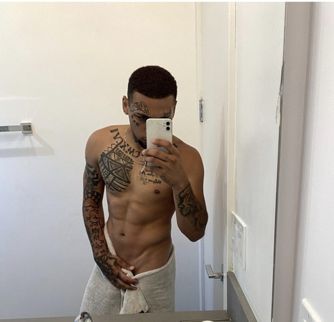 kyro510 OnlyFans Leak (3 Photos and 1 Videos) 

 picture 2