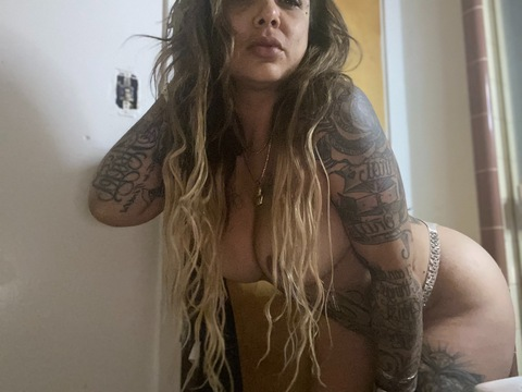 @la_caty leaked Onlyfans videos for free 

 picture 2