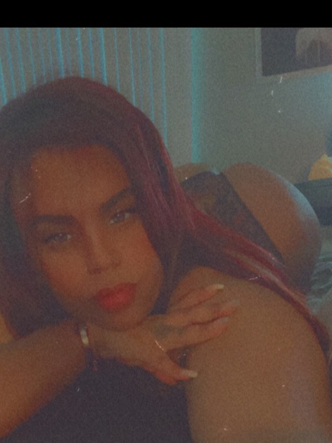 View la_minaj (Jazz) OnlyFans 28 Photos and 6 Videos leaks 

 picture 2