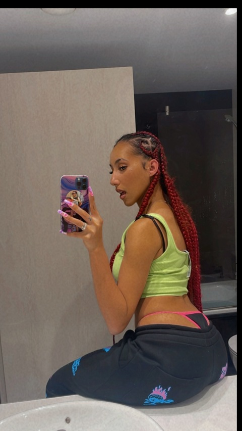 labbydelbarrio OnlyFans Leak (18 Photos and 61 Videos) 

 picture 2