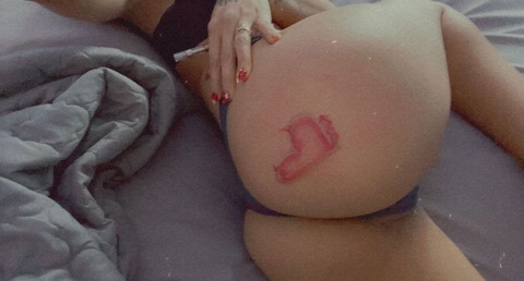 View ladiavlasanta1 OnlyFans content for free 

 picture 2