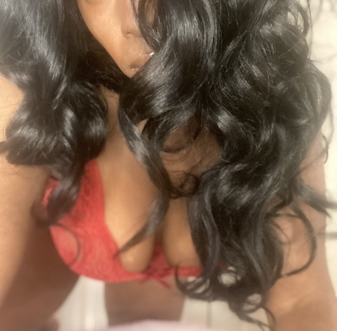 ladylovell (Lady Lovell) free OnlyFans Leaked Pictures & Videos 

 picture 2