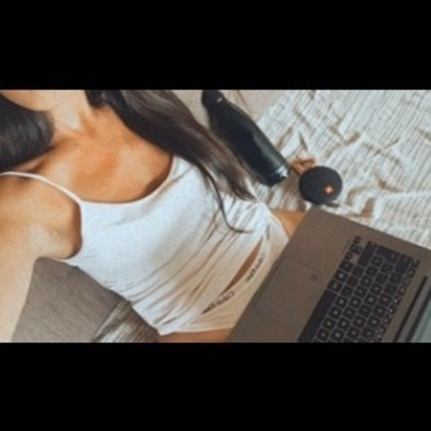 laraboon OnlyFans Leaks 

 picture 2
