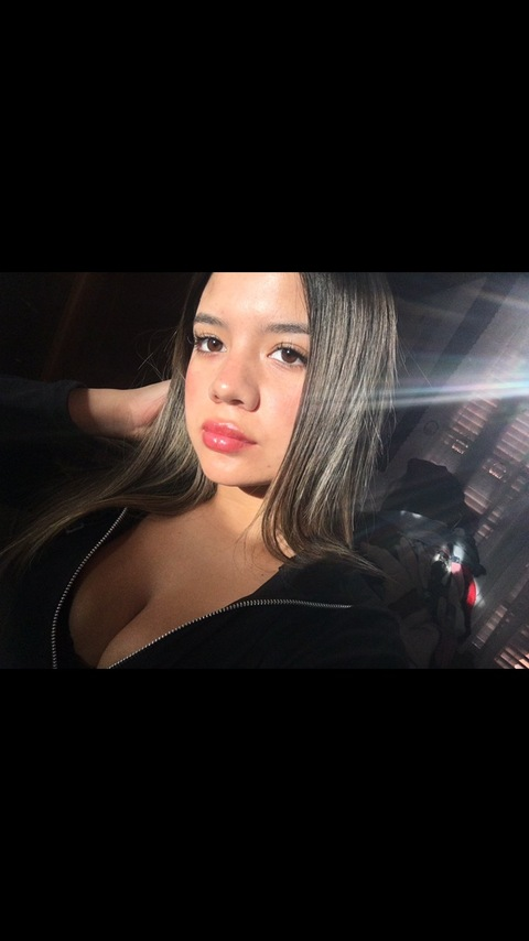 laragamer OnlyFans Leak (31 Photos and 17 Videos) 

 picture 2