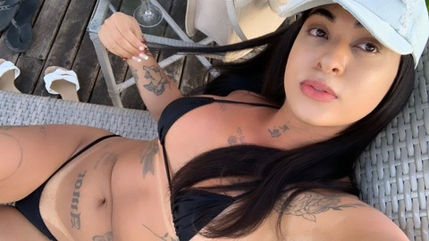 larareal OnlyFans Leak (17 Photos and 15 Videos) 

 picture 2