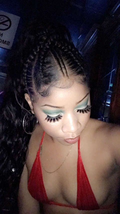lareinaali OnlyFans Leaks (30 Photos and 4 Videos) 

 picture 2