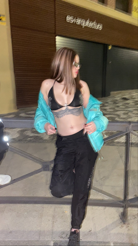 larevoltosa6666 OnlyFans Leaked (33 Photos and 15 Videos) 

 picture 2