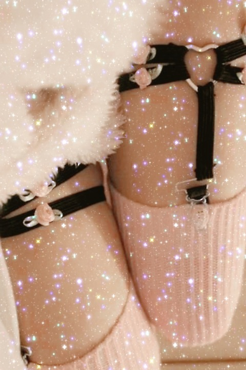 laricutie OnlyFans Leaked 

 picture 2