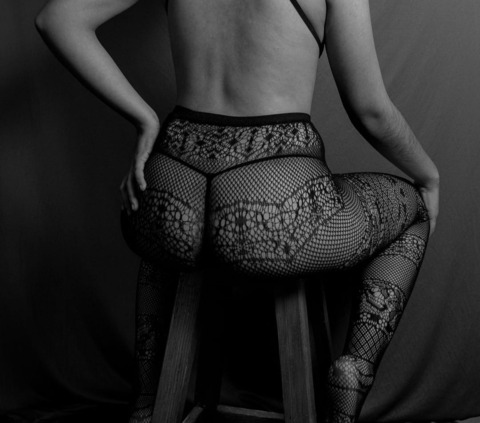 View larka_likanto OnlyFans content for free 

 picture 2