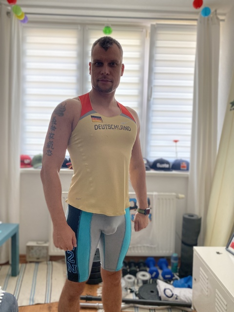 larsi-bttm OnlyFans Leak (2 Photos and 1 Videos) 

 picture 2