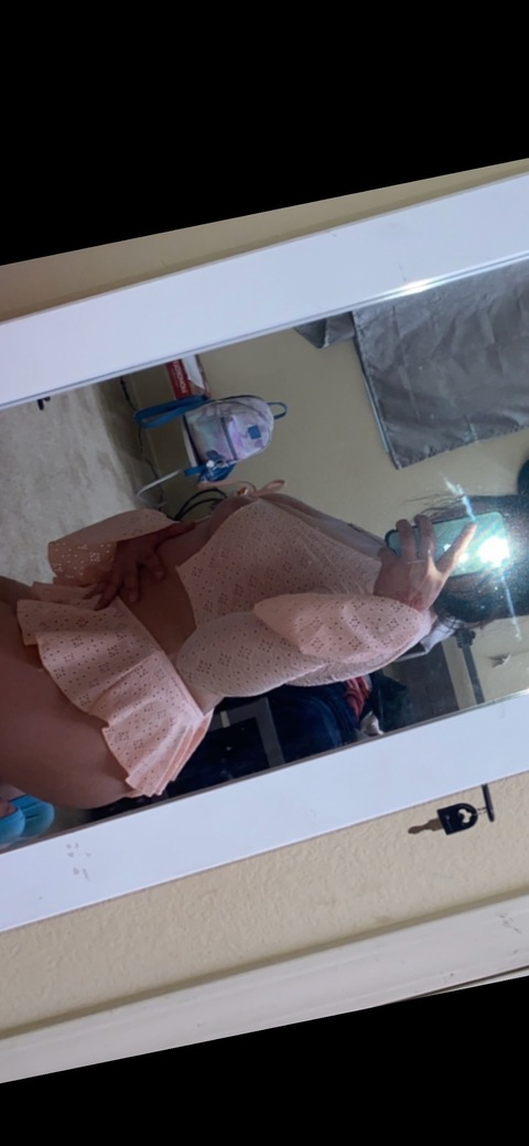 View lasaantaaa OnlyFans videos and photos for free 

 picture 2