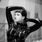 View latex_neko (Latex_Neko) OnlyFans 686 Photos and 12 Videos leaks 

 picture 1