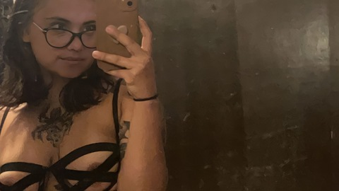 latina_mommi OnlyFans Leaks 

 picture 2