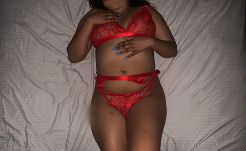 View latinaagoddess0 (come and play ! 🐱💦) OnlyFans 32 Photos and 9 Videos for free 

 picture 2