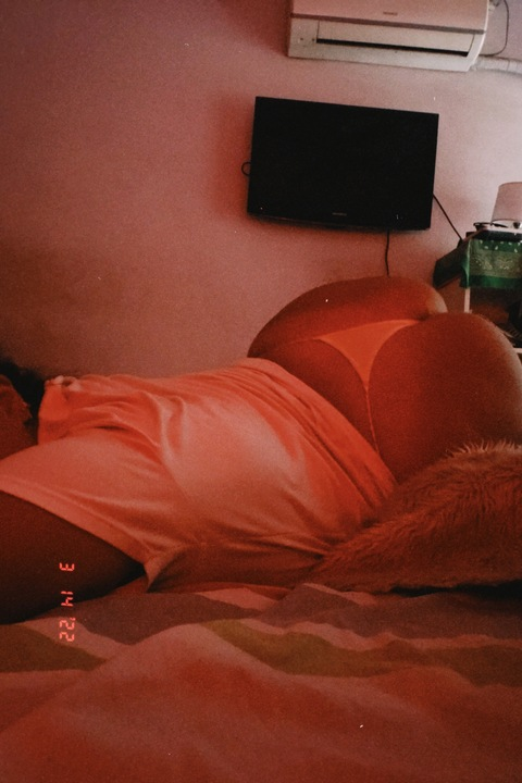 latinbnny OnlyFans Leak 

 picture 2