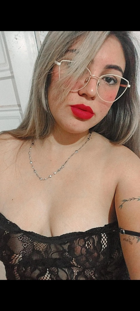 latinkathie OnlyFans Leaked 

 picture 2