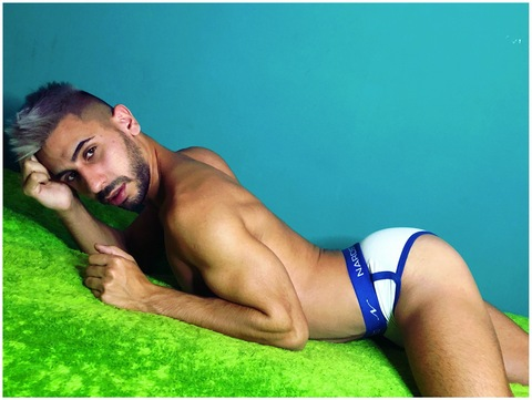 latinsweetboy OnlyFans Leaked 

 picture 2
