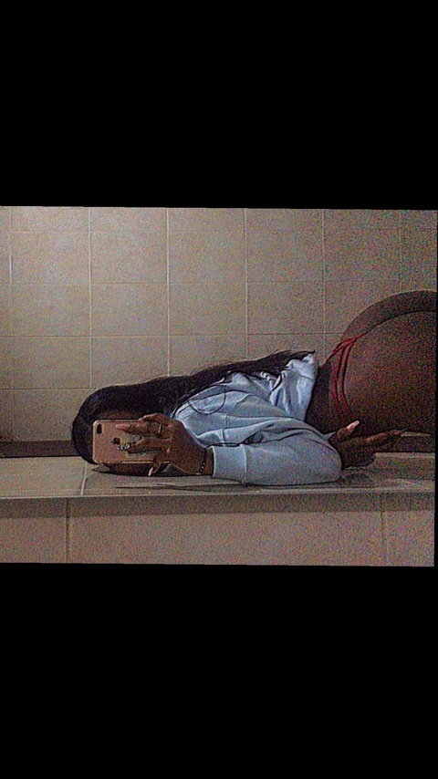 latremenda21 (La tremenda😵‍💫🤤) OnlyFans Leaked Pictures & Videos 

 picture 2