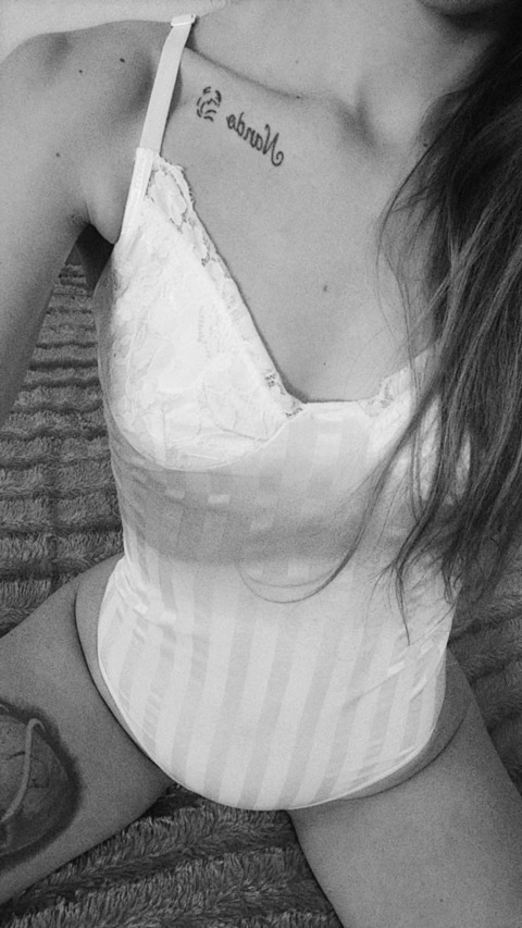 Onlyfans leak latuukii 

 picture 2