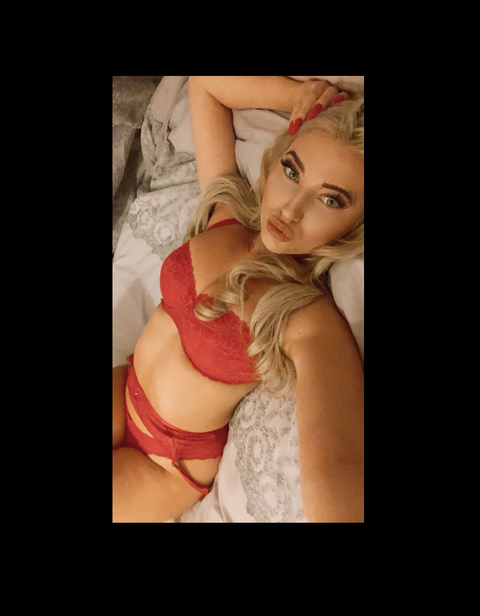 laura_a18 OnlyFans Leaked 

 picture 2