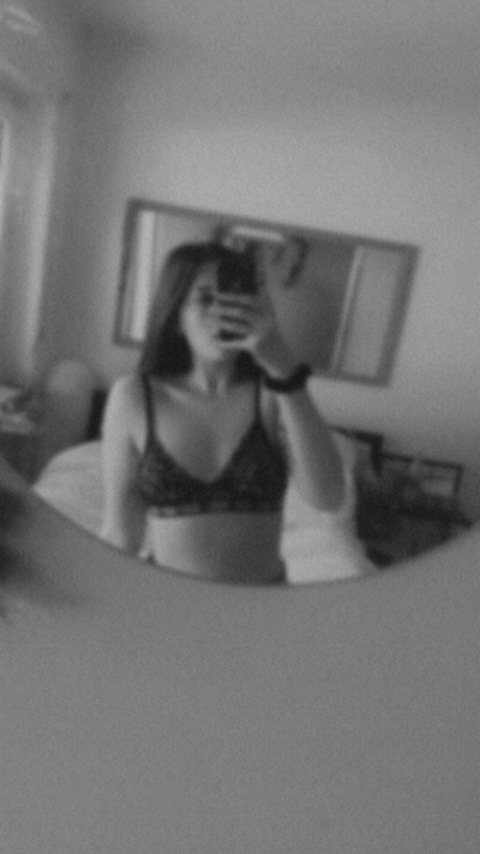 View laurasaur OnlyFans content for free 

 picture 2