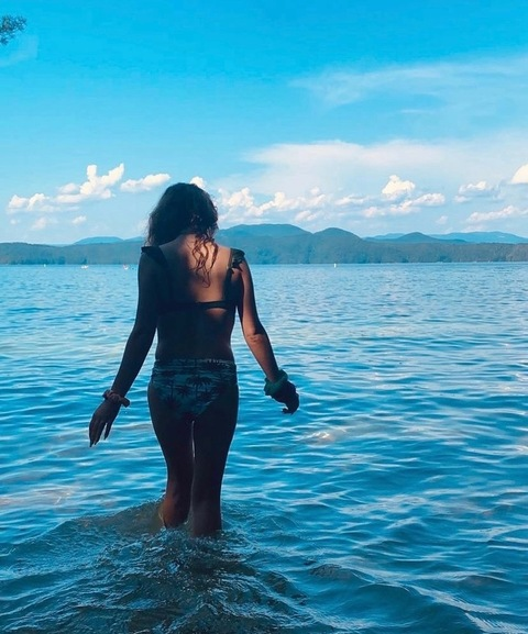 View lauren.lnh OnlyFans content for free 

 picture 2