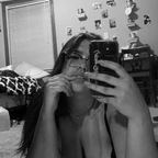 Onlyfans leaks laurenjulia 

 picture 1